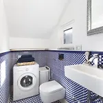 De Vivo Realty - Villa Blue Skyline Villa