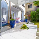 فيلة De Vivo Realty - Blue Skyline ماسّا لوبْرينسِ