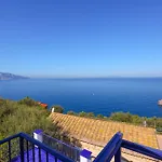 De Vivo Realty - Villa Blue Skyline Villa