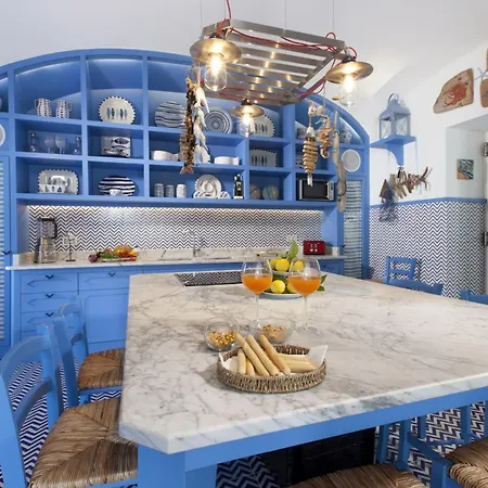 Villa De Vivo Realty - Blue Skyline Massa Lubrense