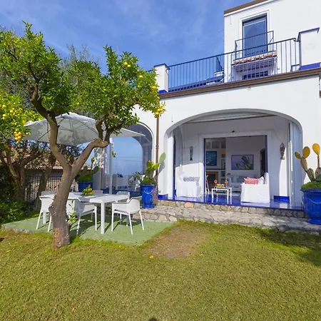 Blue Skyline Villa